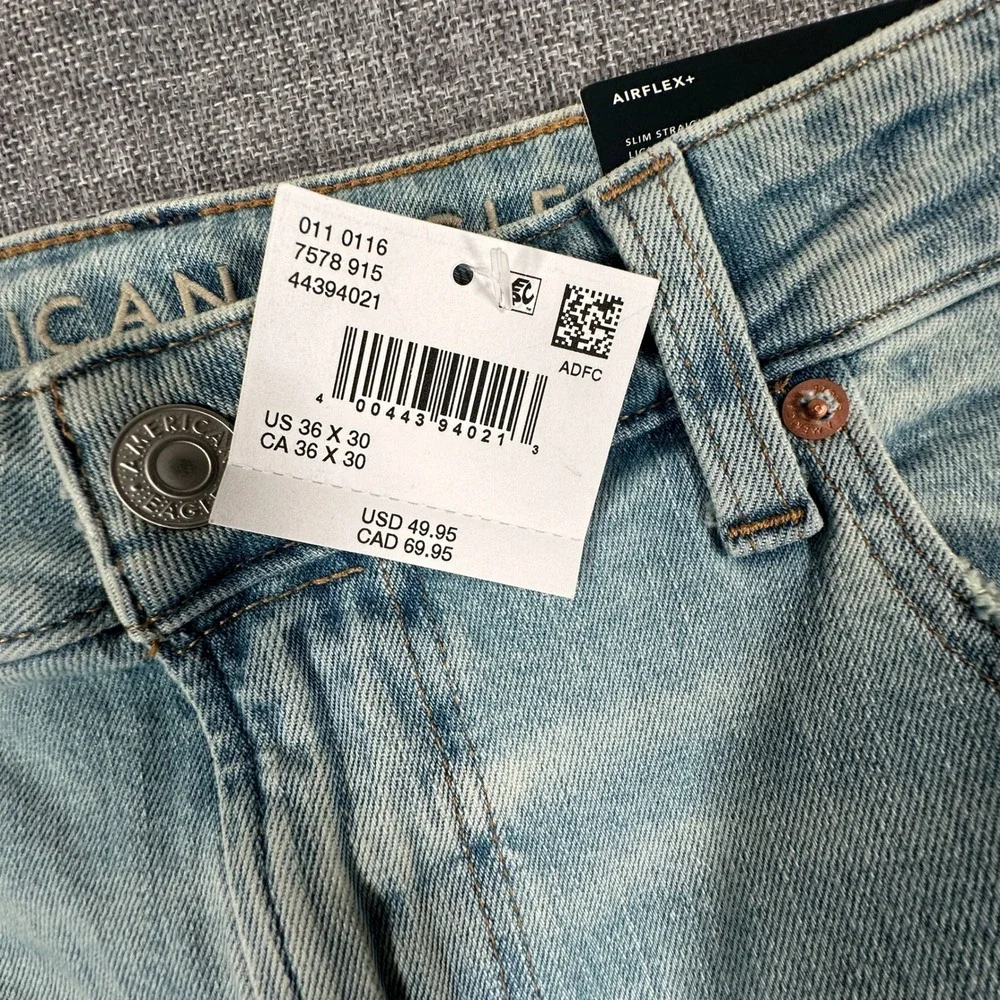 American Eagle AE Slim Straight Jeans Mens 36x30 Light Blue Airflex Stretch NEW